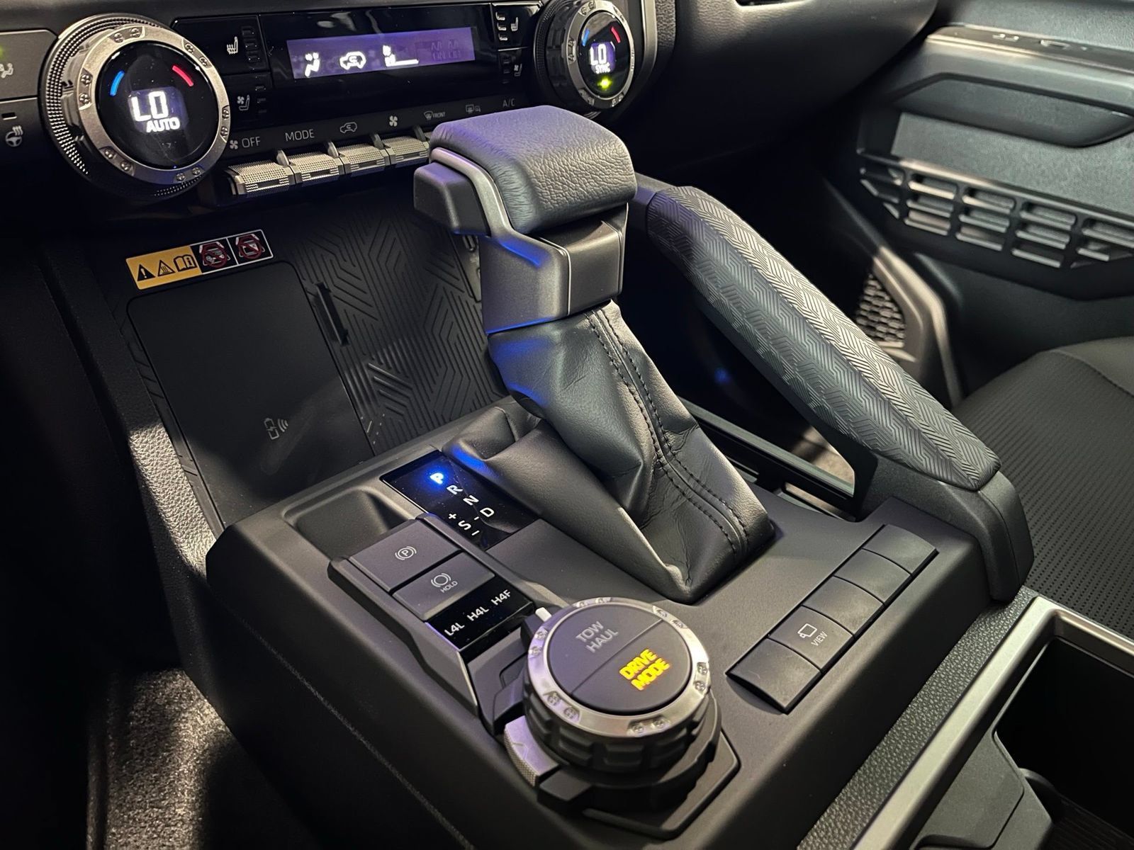 New 2026 Toyota 4Runner Limited AWD/4WD image 26
