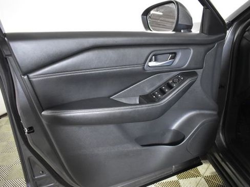 Certified 2025 Nissan Rogue SV w/ SV Premium Package image 7