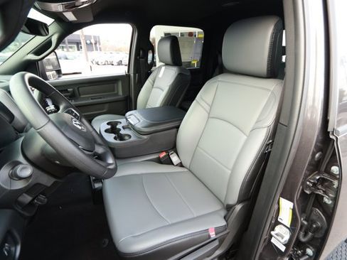 New 2026 RAM 3500 Tradesman AWD/4WD image 21
