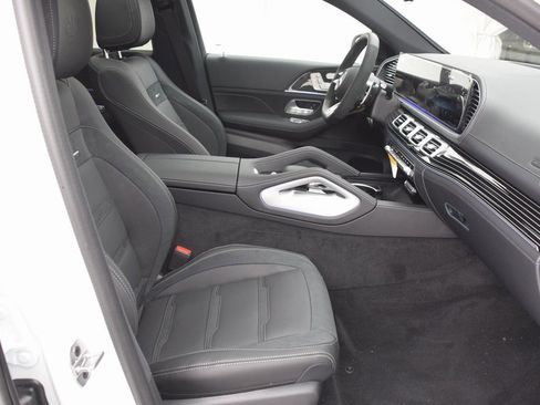 New 2026 Mercedes-Benz GLE 53 AMG 4MATIC Coupe image 16