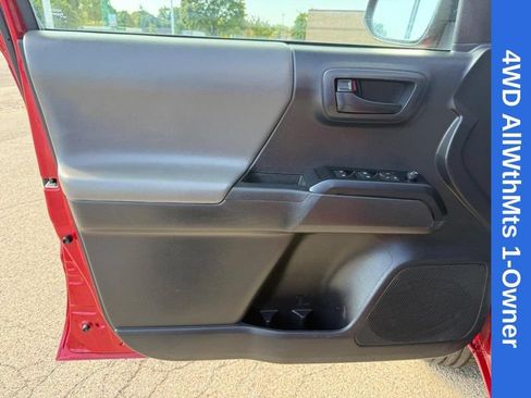 Used 2023 Toyota Tacoma SR AWD/4WD image 19