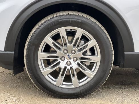 Used 2025 Ford Explorer Active w/ Active Comfort Package image 26