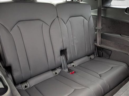 Certified 2025 Audi Q7 3.0T Premium Plus w/ Premium Plus Package image 22