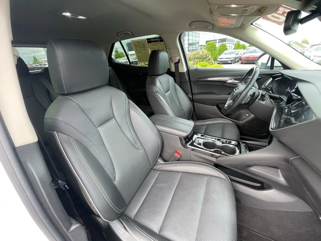 Used 2023 Buick Envision Essence AWD/4WD image 30