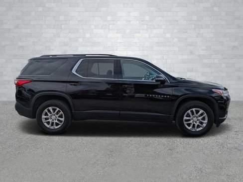 Used 2020 Chevrolet Traverse LT image 4
