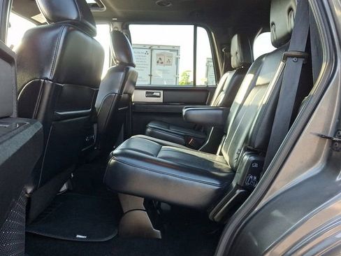 Used 2017 Ford Expedition Limited AWD/4WD image 13