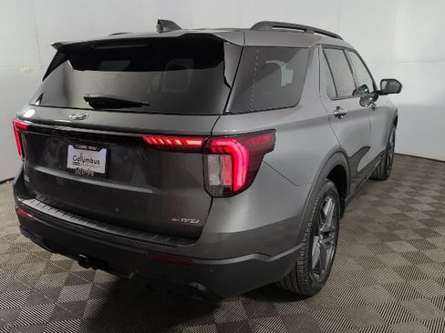 New 2026 Ford Explorer ST-Line w/ ST-Line Street Pack AWD/4WD image 7