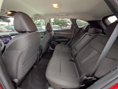 Used 2023 Hyundai Tucson SEL FWD image 12