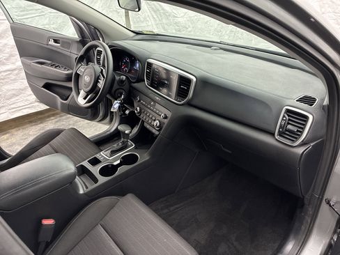 Certified 2021 Kia Sportage LX w/ LX AWD Popular Package image 13