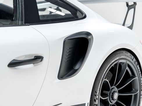 Used 2019 Porsche 911 GT3 RS RWD image 28