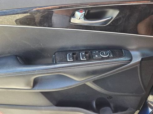 Used 2016 Kia Sorento FWD w/ LX Convenience Package image 31