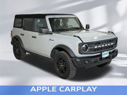 Used 2022 Ford Bronco Black Diamond image 10