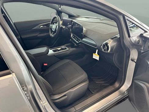 New 2026 Chevrolet Equinox EV LT w/ LPO, All-Weather Mat Package image 12