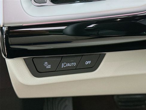 New 2026 BMW X1 xDrive28i w/ Technology Package image 10