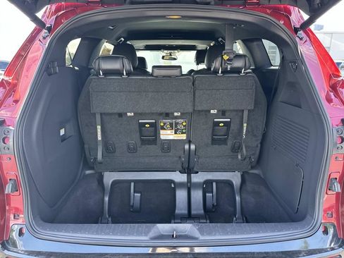 Used 2025 Toyota Sienna XSE FWD image 10
