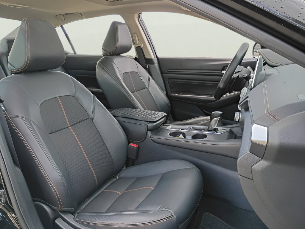 Used 2019 Nissan Altima 2.5 SR w/ SR Premium Package AWD/4WD image 3