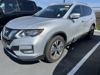Used 2017 Nissan Rogue SL AWD/4WD video 2
