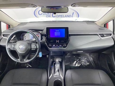Used 2024 Toyota Corolla LE FWD image 12