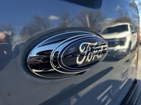 Certified 2023 Ford Ranger Lariat w/ Technology Package AWD/4WD image 44