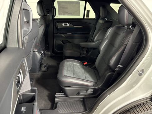 New 2027 Ford Explorer ST AWD/4WD image 31