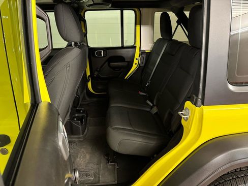 Used 2022 Jeep Wrangler Unlimited Sport image 26
