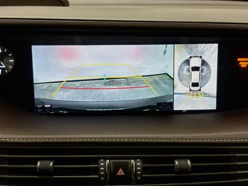 Used 2018 Lexus LS 500 w/ Interior Upgrade Package RWD image 23