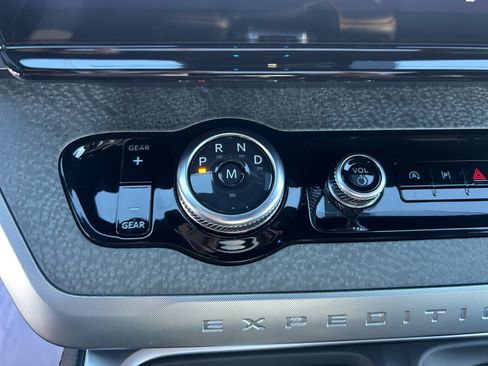 New 2025 Ford Expedition Tremor image 13