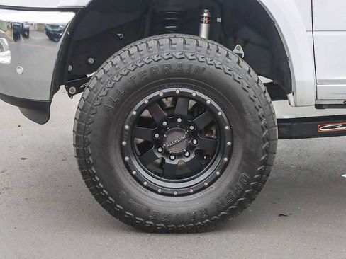 Used 2016 RAM 2500 Laramie w/ Convenience Group image 9