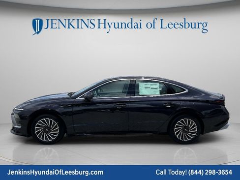 New 2026 Hyundai Sonata SEL FWD image 9