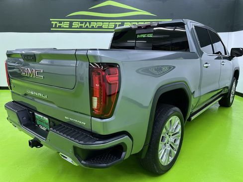 Used 2021 GMC Sierra 1500 Denali w/ Denali Ultimate Package AWD/4WD image 10