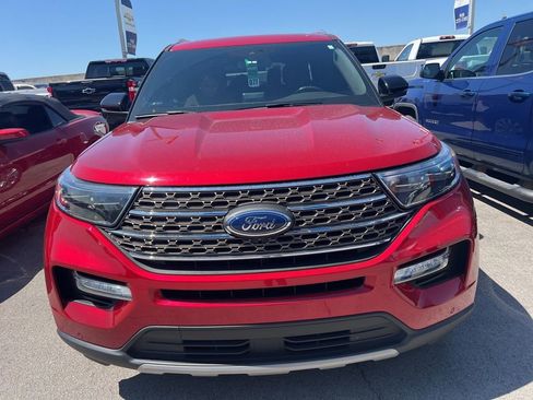 Used 2021 Ford Explorer King Ranch w/ Premium Technology Package image 6