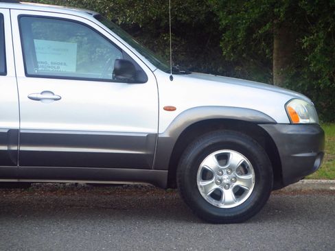 Used 2003 MAZDA Tribute ES AWD/4WD image 26