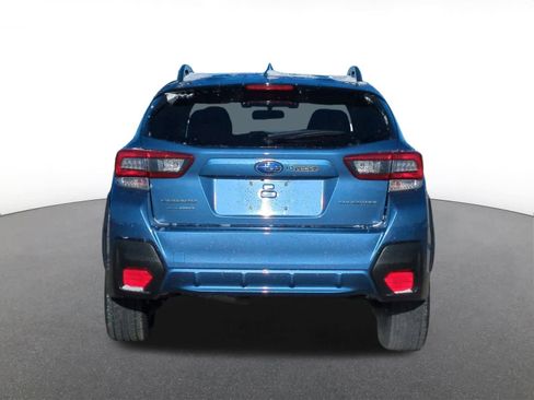 Used 2022 Subaru Crosstrek 2.0i Premium w/ Moonroof Package image 5