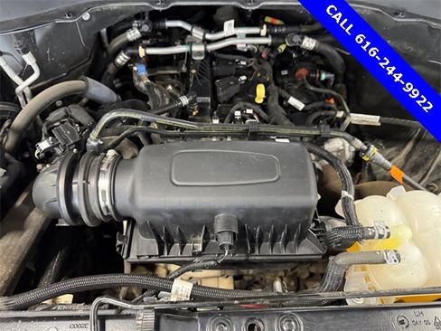 Used 2023 Ford Explorer XLT w/ Equipment Group 202A image 11