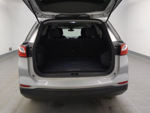 Used 2021 Chevrolet Equinox LS FWD image 29