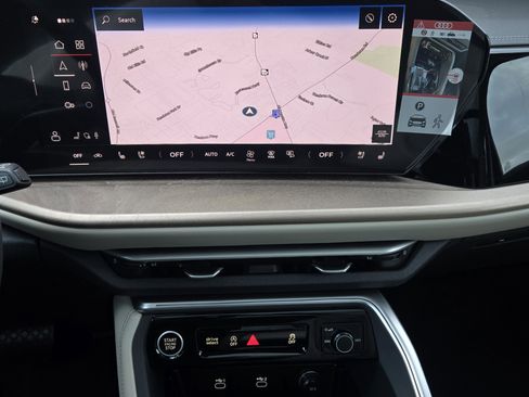 New 2025 Audi Q5 Premium AWD/4WD image 18