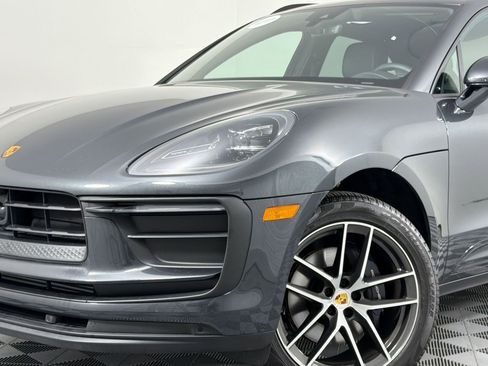Certified 2026 Porsche Macan AWD/4WD image 6