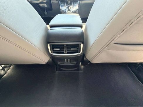 Used 2019 Honda CR-V Touring image 26