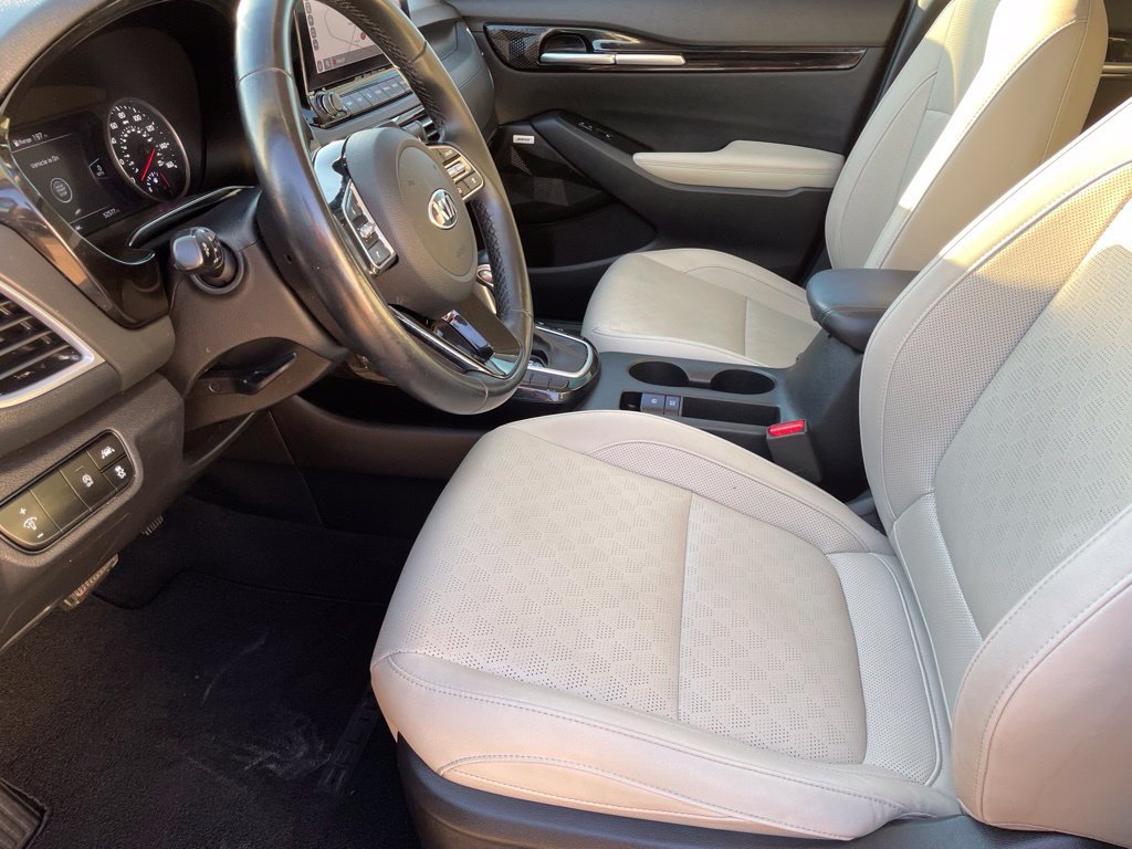 Used 2021 Kia Seltos SX w/ SX Sunroof Package AWD/4WD image 9