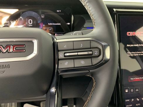 New 2026 GMC Acadia AT4 w/ Luxury Package image 17