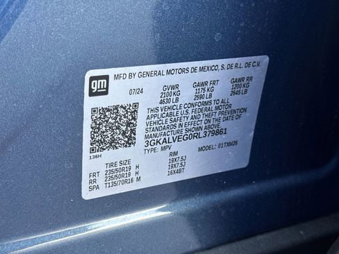 Used 2024 GMC Terrain SLT w/ Tech Package image 34