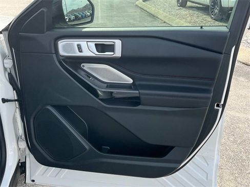 Used 2023 Ford Explorer ST w/ Equipment Group 401A image 11