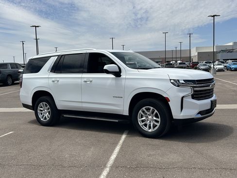 Used 2024 Chevrolet Tahoe LT RWD image 7