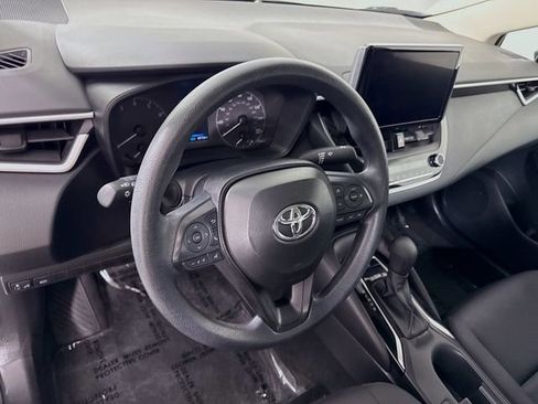Certified 2025 Toyota Corolla LE FWD image 10