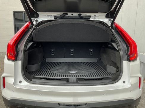 Certified 2024 Cadillac XT4 Premium Luxury w/ Active Safety Package image 33