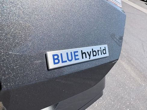 Used 2025 Hyundai Elantra Hybrid FWD image 27