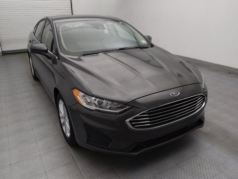 Used 2019 Ford Fusion SE FWD image 13