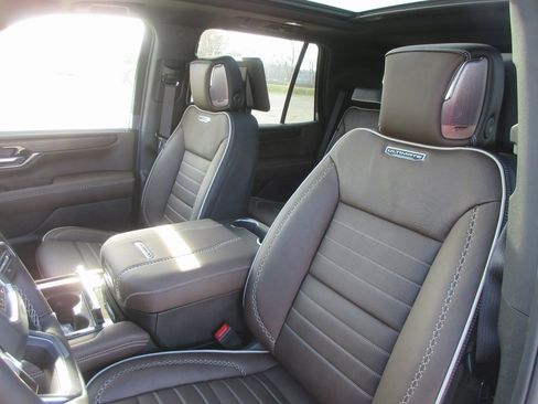 New 2026 GMC Yukon Denali Ultimate image 13