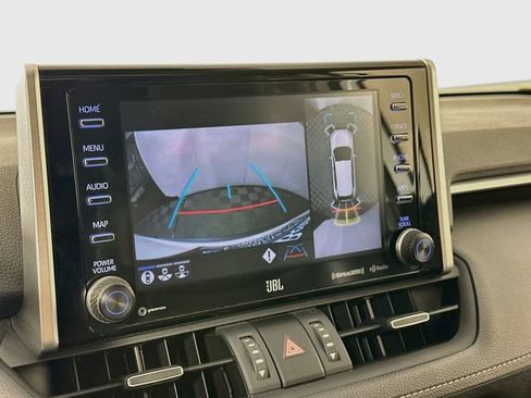 Used 2020 Toyota RAV4 Limited AWD/4WD image 18