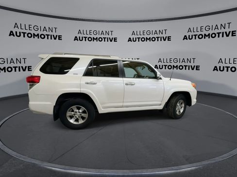 Used 2012 Toyota 4Runner SR5 image 10